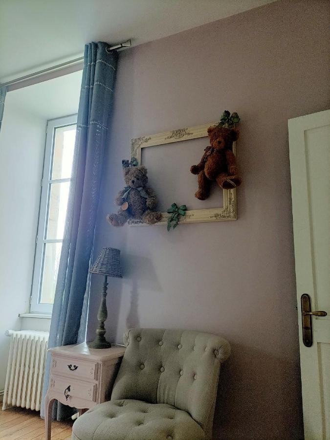 Bazoges-en-Paillers Le Manoir "Aux Douves" B&B 외부 사진