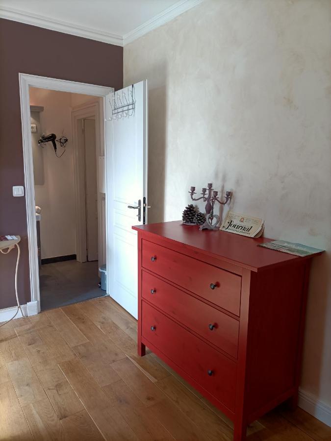 Bazoges-en-Paillers Le Manoir "Aux Douves" B&B 외부 사진