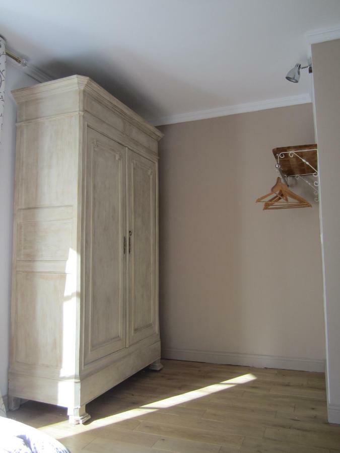 Bazoges-en-Paillers Le Manoir "Aux Douves" B&B 외부 사진